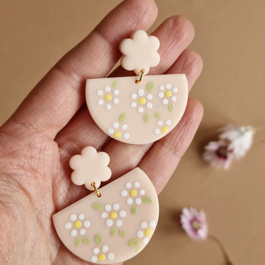 Die Weiße Blume Ohrringe